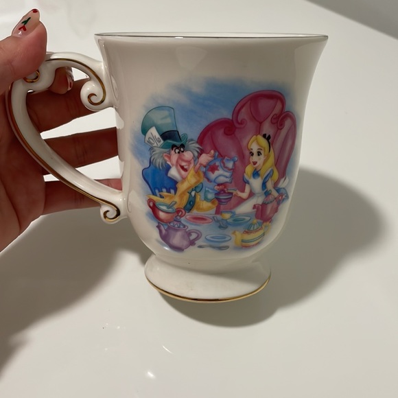 Alice in Wonderland Disney Authentic Mug - Picture 5 of 8